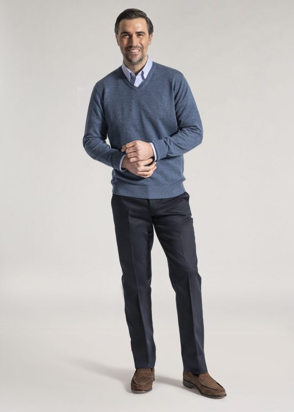 Merino v neck in airforce blue