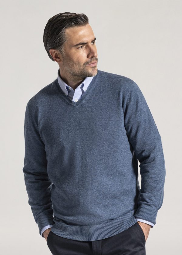 Roderick Charles merino v neck sweater in airforce blue