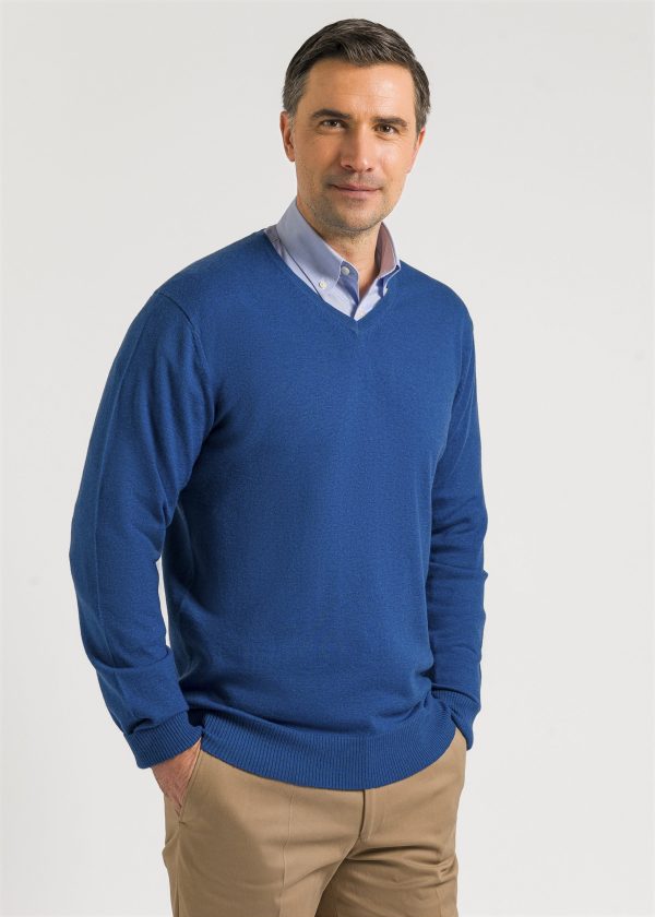 Roderick Charles blue knit sweater