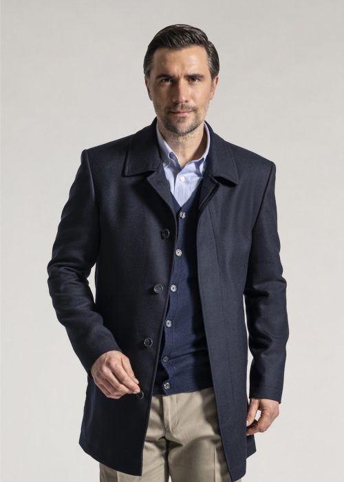 3/4 wool overcoat designed to layer over suits.